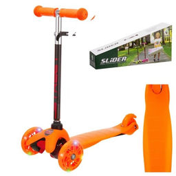 Самокат трехколесный