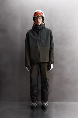 RECCO® WATERPROOF SHELL SKI TECHNICAL JACKET