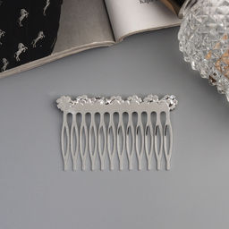 Цена за 2 шт. Гребень для волос QF «Медея», цветы, 7×4 см, серебро