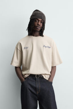 CONTRAST PRINT T-SHIRT