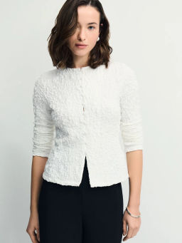 Приталенный лонгслив из вискозы / Zarina