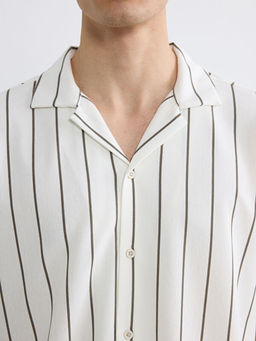 Regular Fit ?izgili Erkek G?mlek