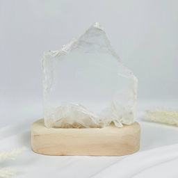 Срез Селенита на подставке