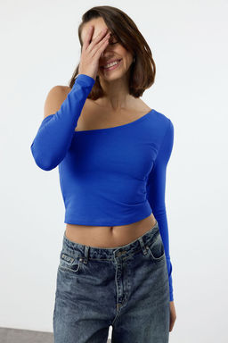 Trendyolmilla Antrasit Tek Omuz Pamuklu Esnek Fitted/Vucuda Oturan Crop Orme Bluz TWOAW24BZ00099