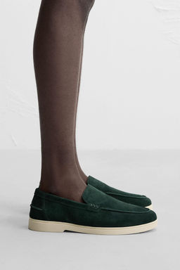 CASUAL LEATHER LOAFERS