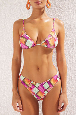 TRENDYOLMILLA Geometrik Desenli Ucgen Regular Bikini Tak?m? TBESS25BT00111  фото 3