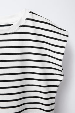 STRIPED T-SHIRT WITH TAB - Zara фото 3