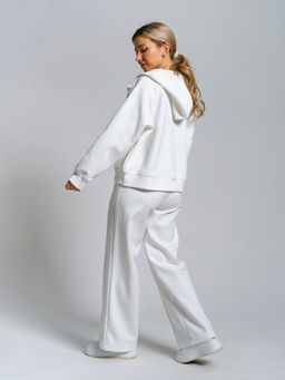 979 Костюм "Молочный"