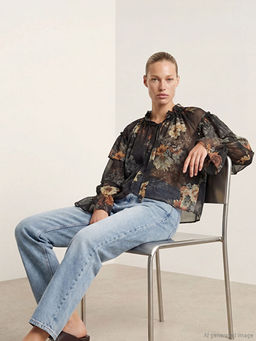 Ba?lamal? Yaka ?i?ekli F?rf?rl? ?ifon Bluz