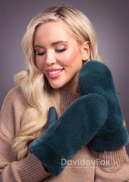 Варежки норка замша изумруд