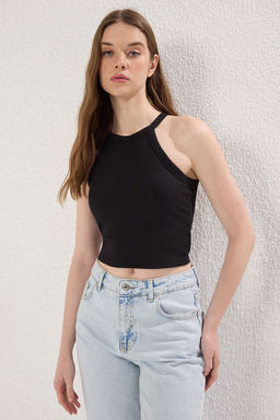 TRENDYOLMILLA Siyah Ici Pedli Bra Detayl? Fitted/Vucuda Oturan Orme Atlet TWOSS25AL00026  фото 6