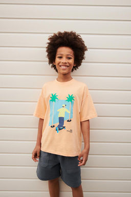 SKATER BASKILI T-SHIRT