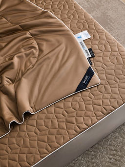 Одеяло Mency Tencel с наматрасником с наволочками ODMNAMT06