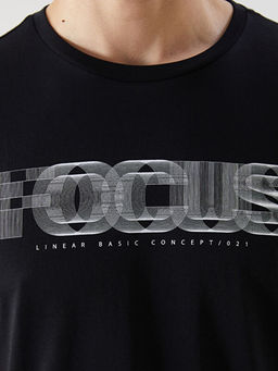 Bisiklet Yaka Bask?l? Erkek Ti??rt