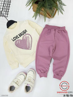 Костюм двойка для девочки