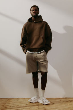 Pantal?n corto de deporte con DryMove Loose Fit - H&m фото 10
