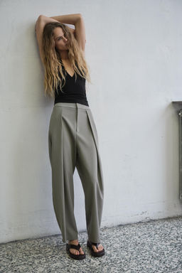 PANTAL?N BALLOON PLIEGUES / Verde gris - Zara фото 2