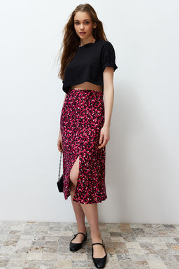 Pembe Y?rtmac Detayl? Viskon Kumasl? Cicek Desenli Midi Dokuma Etek TWOSS20ET0230