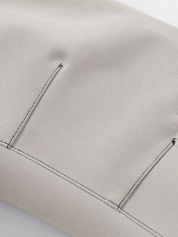 Парка женская софтшелл виндстоппер удлинённая с капюшоном белого цвета 9618_1Bl