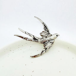 06-61734210 Брошь