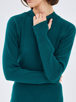 Yar?m Bal?k?? Yaka Dokulu Kad?n Triko Kazak