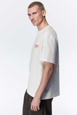 Camiseta con motivo estampado Loose Fit - H&m фото 30