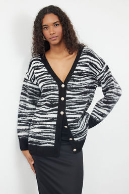 Siyah Yumusak Dokulu Zebra Desenli Triko H?rka TWOAW25HI00239