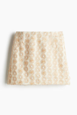 Minifalda con aplicaciones