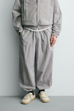 PANTAL?N JOGGER T?CNICO BANDAS CONTRASTE / Gris claro - Zara фото 12
