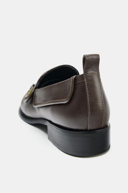 LEATHER LOAFERS WITH BUTTON DETAIL - Zara фото 8