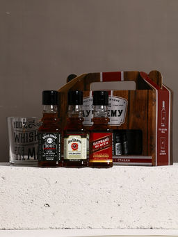 Подарочный набор мужской Первый во всем, гель для душа виски 3 шт., стакан для виски