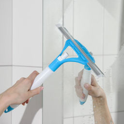 Водосгон с пульверизатором, скребок 25 см., ручка 30*4 см. арт. 1382128