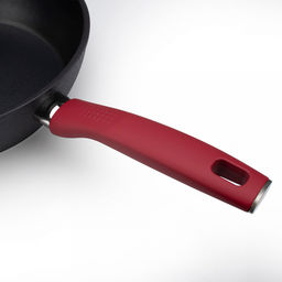 Сковорода с антипригарным покрытием д26см Грейси, h7,5см, s2,8мм, дно д16,8см, s4,9мм, глубокая, кованный алюминий, бакелитовая ручка c покрытием soft touch, TalleR (Китай) Подходит для всех видов плит, включая индукционную. - Домашняя мода фото 3