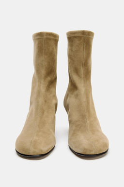 SUEDE WEDGE ANKLE BOOTS - Zara фото 10