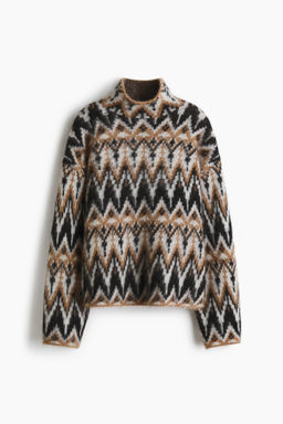 Jersey en mezcla de mohair con cuello perkins