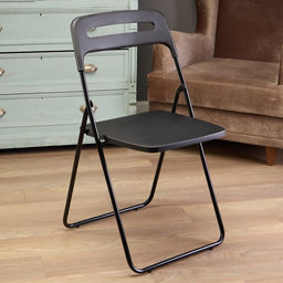 Стул пластиковый складной, на металлических ножках, цвет чёрный