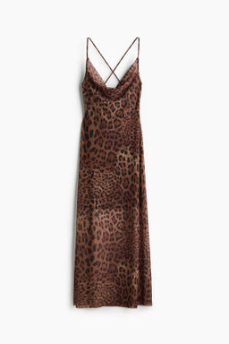 Vestido lencero con escote drapeado