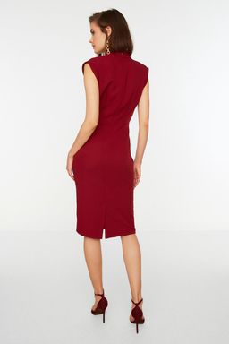 TRENDYOLMILLA Bordo Vucuda Oturan Dik Yaka Midi Kalem Etek Dokuma Elbise TWOAW20EL0311  фото 31