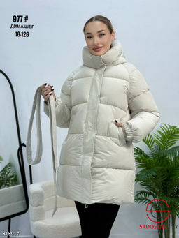 Куртка зимняя с капюшоном