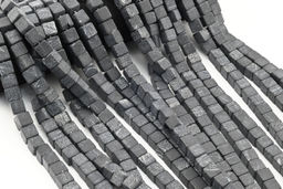 Бусины из агата "Вены Дракона" кубик 10мм цв.черный матовый, 36см, 35 бусин Радуга камня