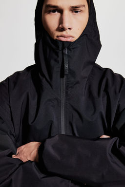 Chubasquero unisex en StormMove - H&m фото 22