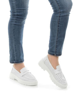 03-YD10-2D WHITE Лоферы женские (натуральная кожа)