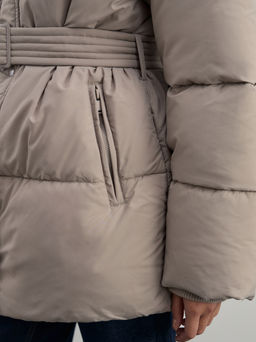 Куртка стеганая с капюшоном на поясе / Zarina  фото 7