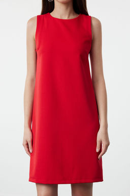 TRENDYOLMILLA Siyah Duz Kesim Kolsuz Bisiklet Yaka Mini Dokuma Elbise TWOSS19FG0063 фото 24