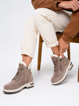 Ботинки 261.uno9br.Капучино замша+бежевый/мех