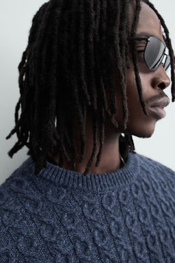 CABLE KNIT TEXTURED JUMPER - Zara фото 6