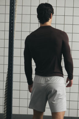 Pantal?n corto de deporte con DryMove - H&m фото 13