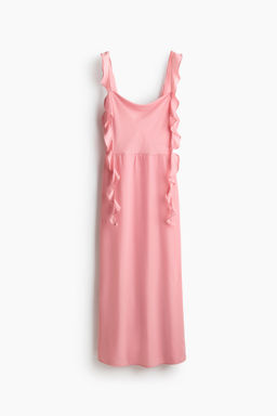 Vestido con paneles drapeados