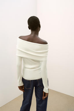 JERSEY PUNTO OFF SHOULDER / Blanco