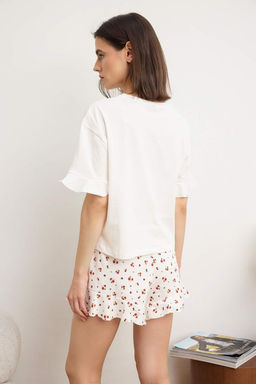Trendyolmilla Beyaz-Cok Renkli %100 Pamuklu Cicekli ve Sloganl? Volanl? Sortlu Orme Pijama Tak?m? THMSS25PT00204  фото 15